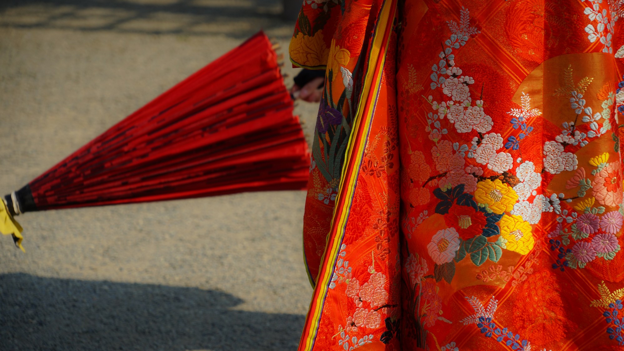 Junihitoe — the 12-layered Heian court robe and what it actually was