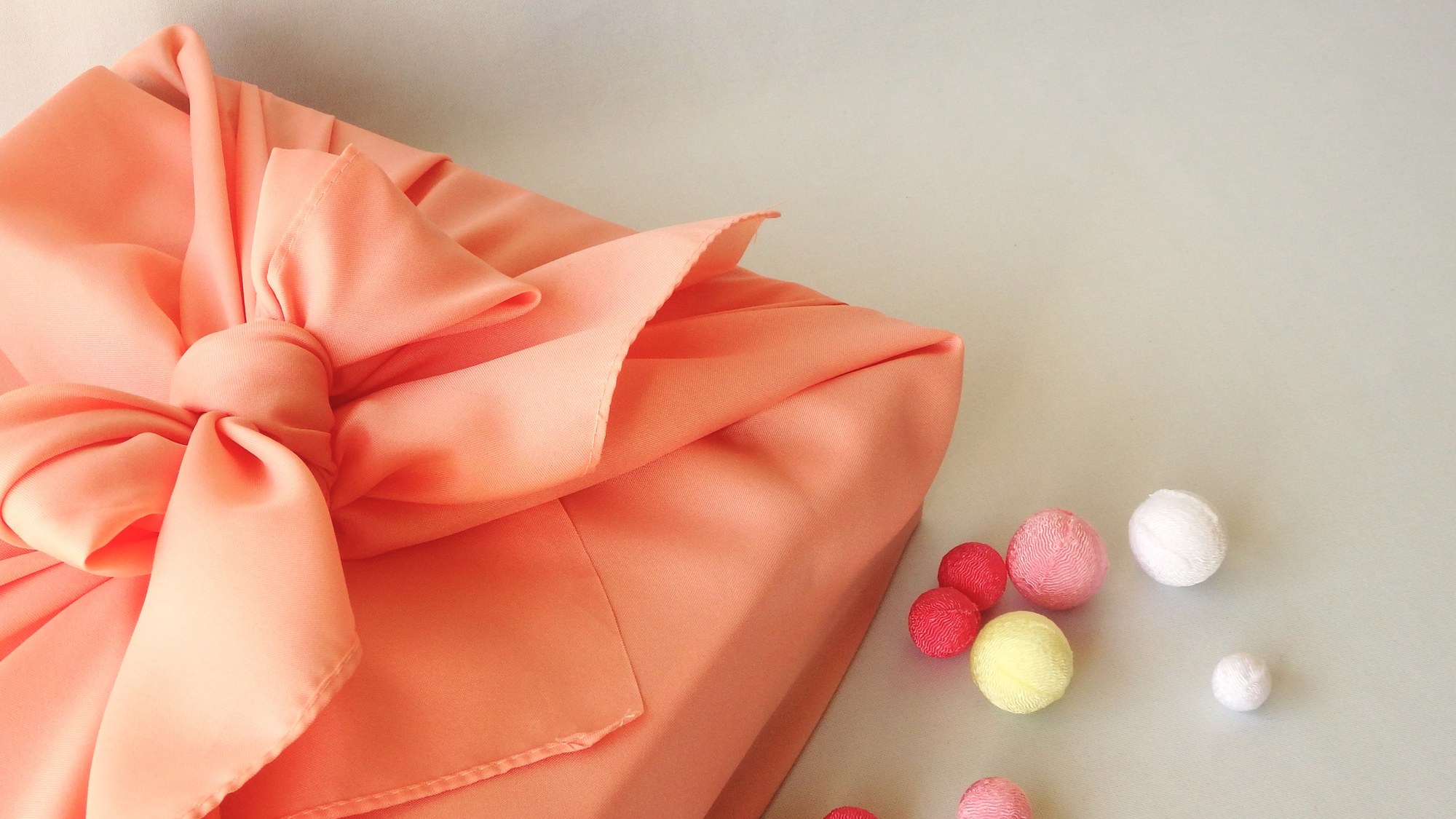 Furoshiki Wrapping — how to tie cloth around anything