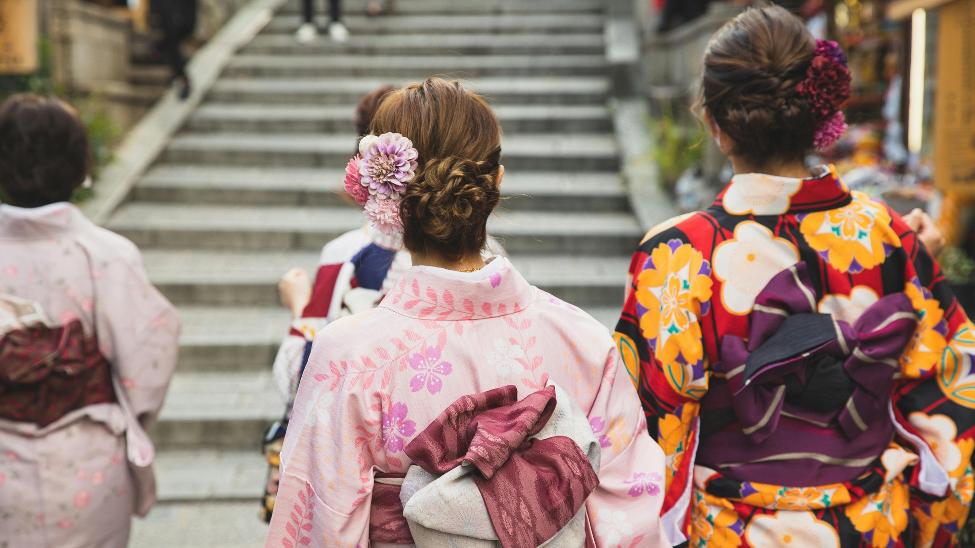 Kimono Types — a dozen garments, a coded system